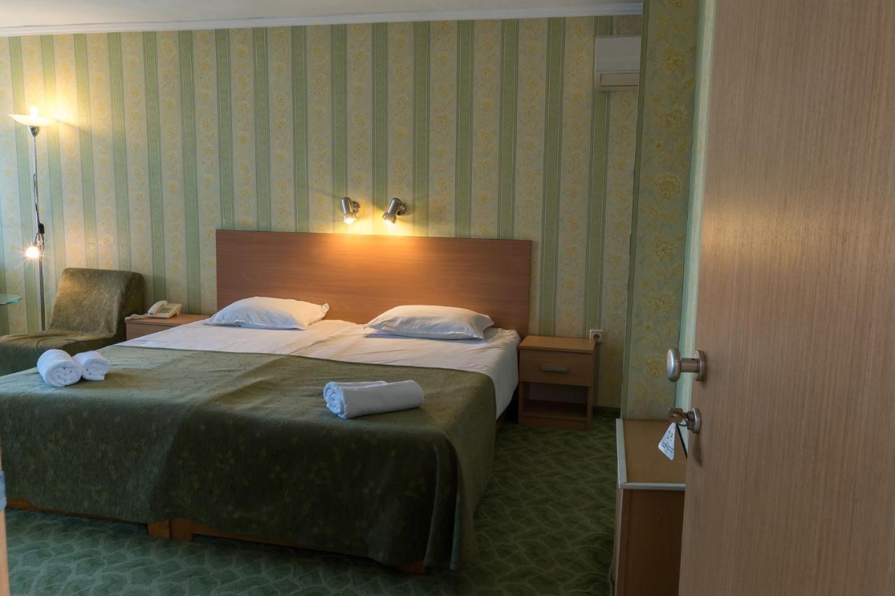 Noviz Hotel Пловдив Экстерьер фото
