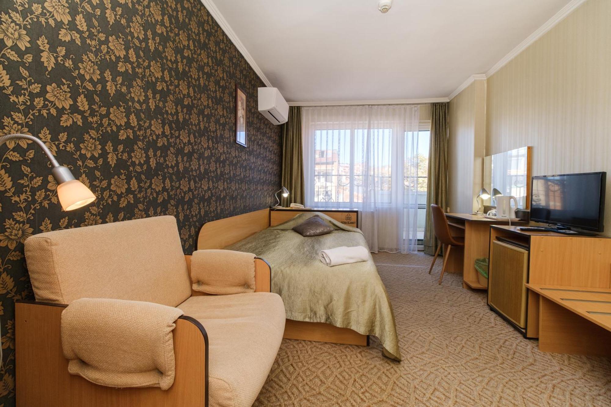 Noviz Hotel Пловдив Экстерьер фото