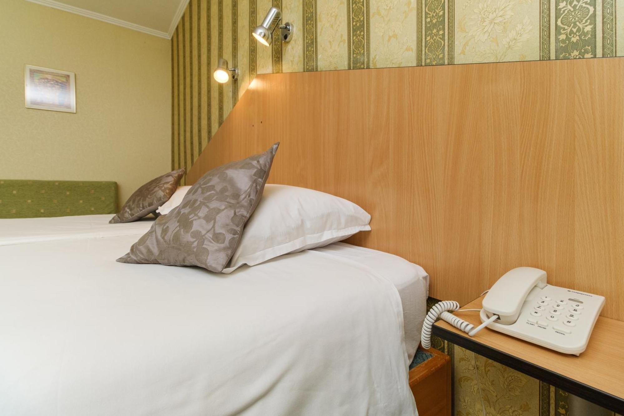 Noviz Hotel Пловдив Экстерьер фото