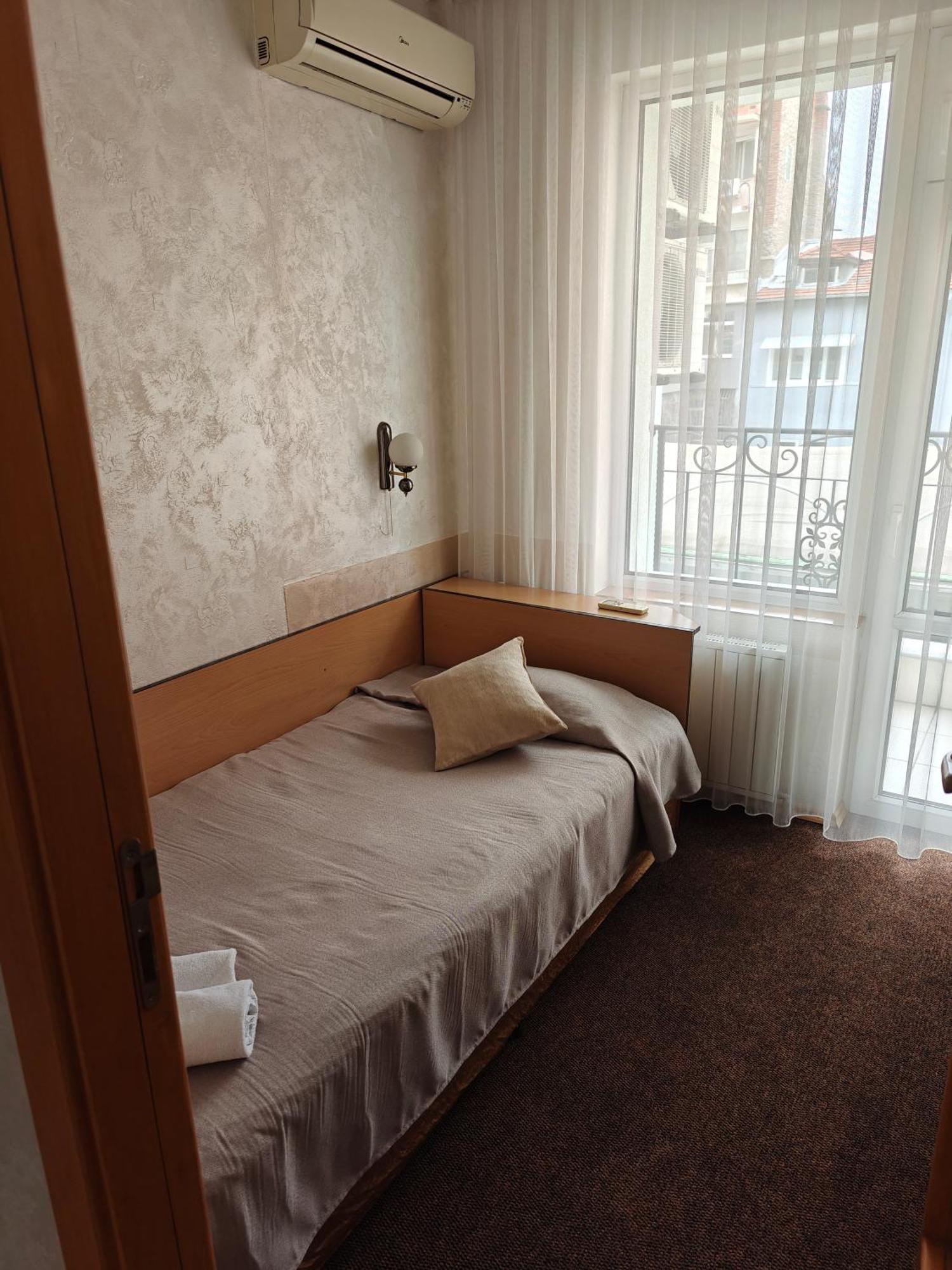 Noviz Hotel Пловдив Экстерьер фото